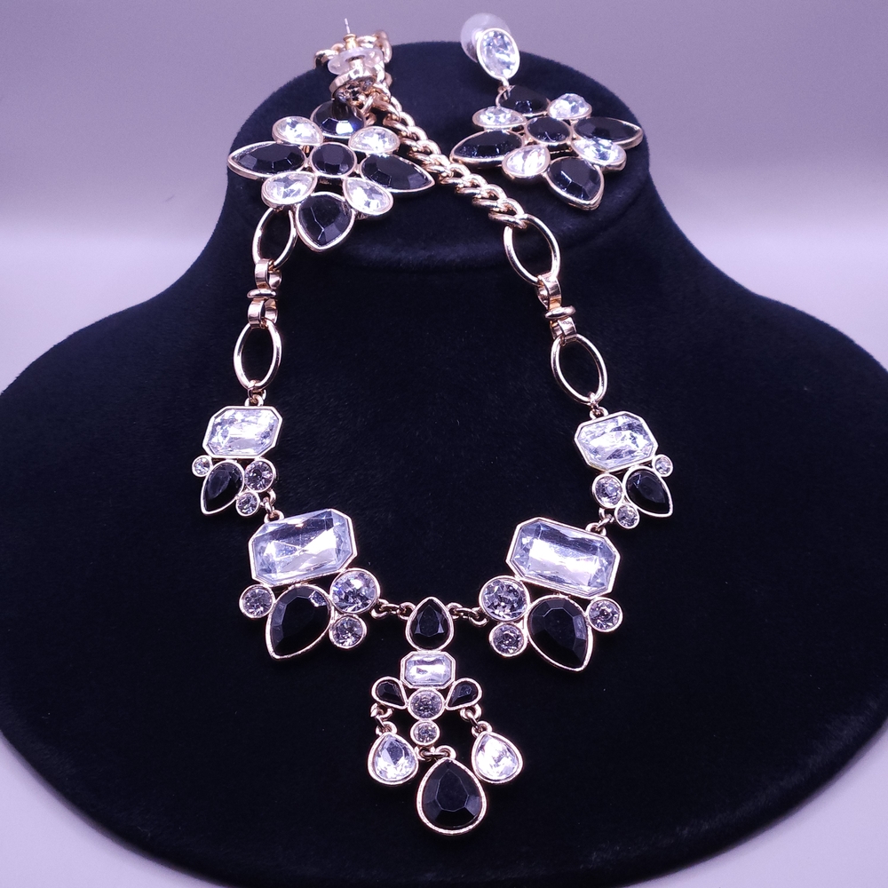 Black and Clear Crystal Statement Necklace And Earring Set